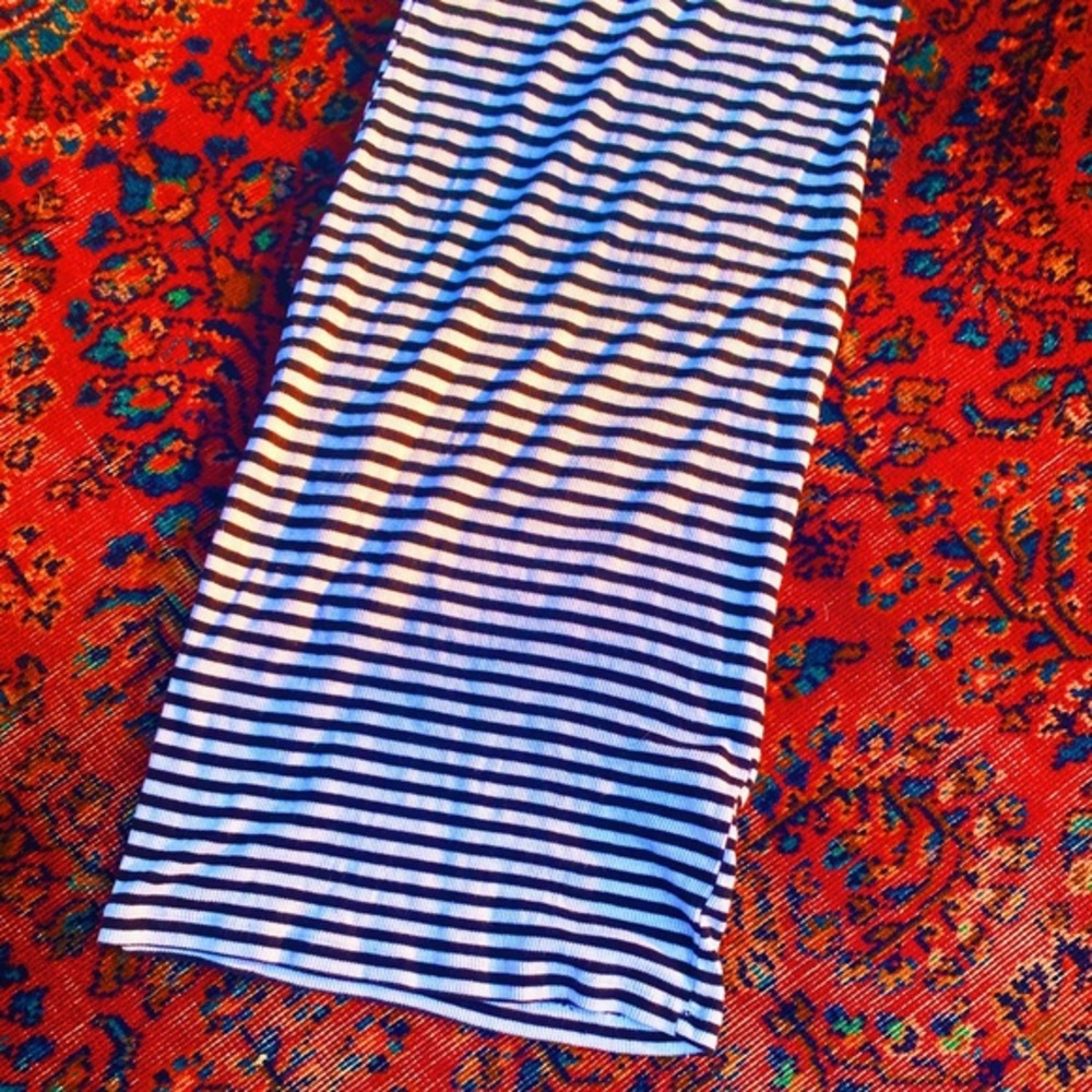 black + white striped h&m tee shirt dress π - Picture 4 of 7